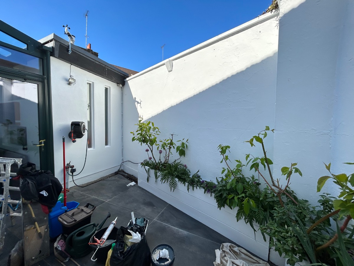 Painter and Decorator: Image 7
